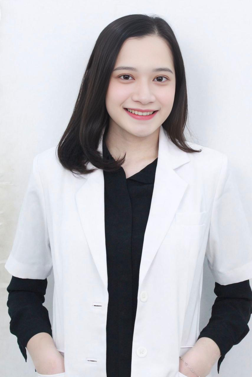 drg. Nadya Alhaq